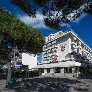 *** Hotel Granada Italia